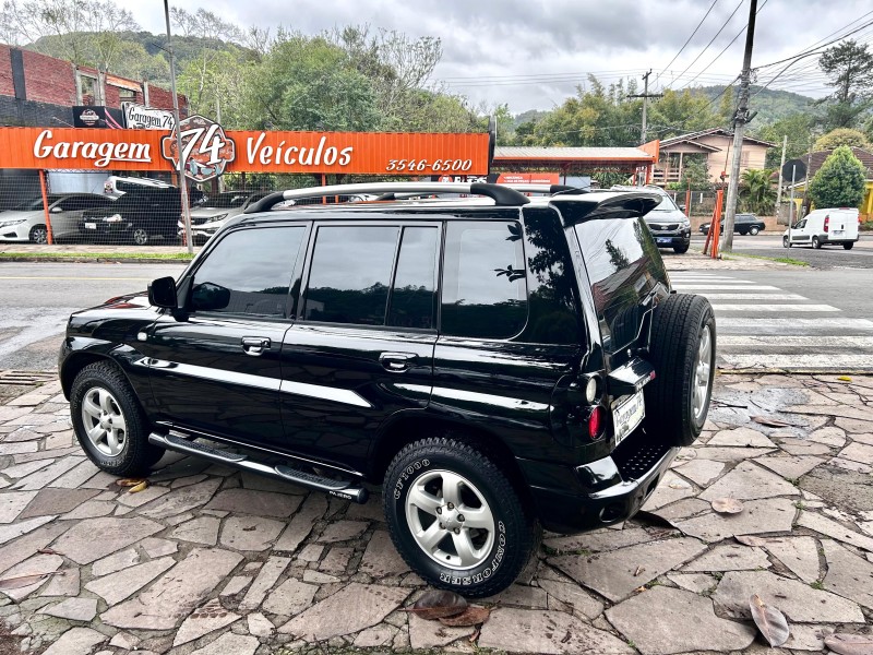 PAJERO TR4 2.0 4X4 16V 131CV GASOLINA 4P AUTOMÁTICO - 2007 - TRêS COROAS