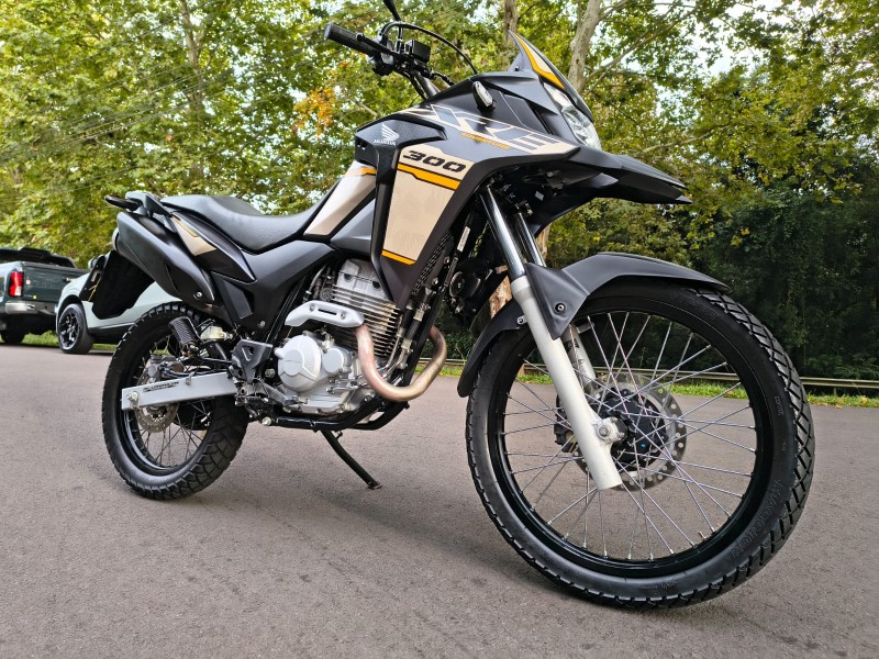 XRE 300 ADVENTURE ABS - 2023 - DOIS IRMãOS