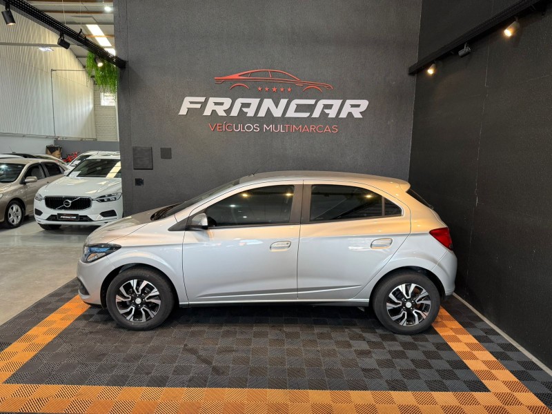 ONIX 1.4 MPFI LT 8V FLEX 4P MANUAL - 2014 - ANTôNIO PRADO