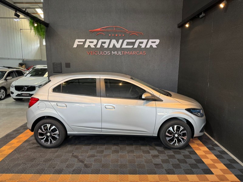 ONIX 1.4 MPFI LT 8V FLEX 4P MANUAL - 2014 - ANTôNIO PRADO