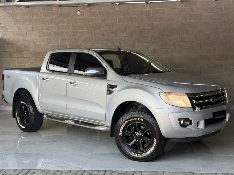 RANGER 3.2 XLT 4X4 CD 20V DIESEL 4P AUTOMÁTICO - 2015 - CAXIAS DO SUL