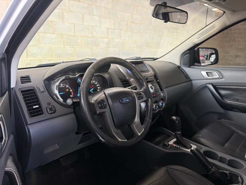 RANGER 3.2 XLT 4X4 CD 20V DIESEL 4P AUTOMÁTICO - 2015 - CAXIAS DO SUL