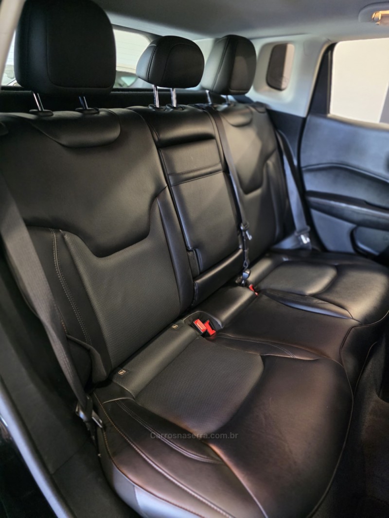COMPASS 2.0 16V FLEX LIMITED AUTOMÁTICO - 2019 - CAXIAS DO SUL