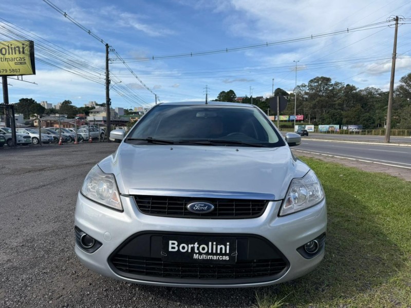 FOCUS 1.6 GLX 16V FLEX 4P MANUAL - 2013 - FARROUPILHA