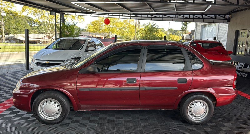 CLASSIC 1.0 MPFI LIFE 8V FLEX 4P MANUAL - 2010 - CANELA