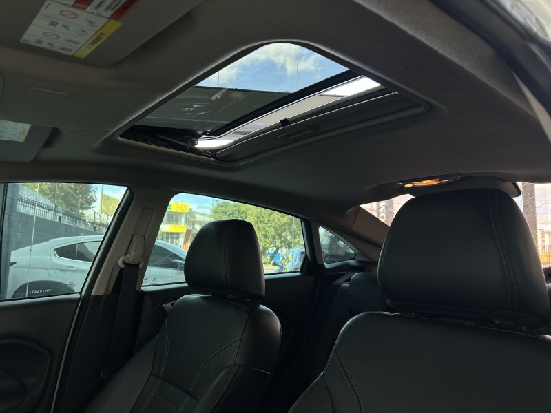 FIESTA 1.6 TITANIUM SEDAN 16V FLEX 4P AUTOMÁTICO - 2015 - CAXIAS DO SUL