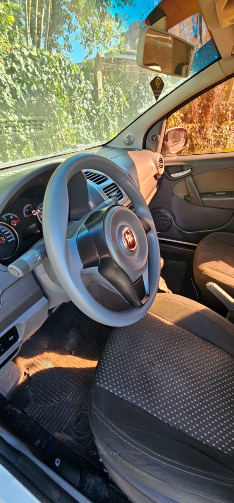 GRAND SIENA 1.6 MPI ESSENCE 16V FLEX 4P MANUAL - 2016 - IVOTI