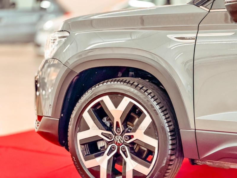 TAOS 1.4 16V HIGHLINE TSI FLEX 4P AUTOMÁTICO - 2024 - NOVA PRATA