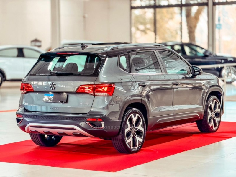 TAOS 1.4 16V HIGHLINE TSI FLEX 4P AUTOMÁTICO - 2024 - NOVA PRATA