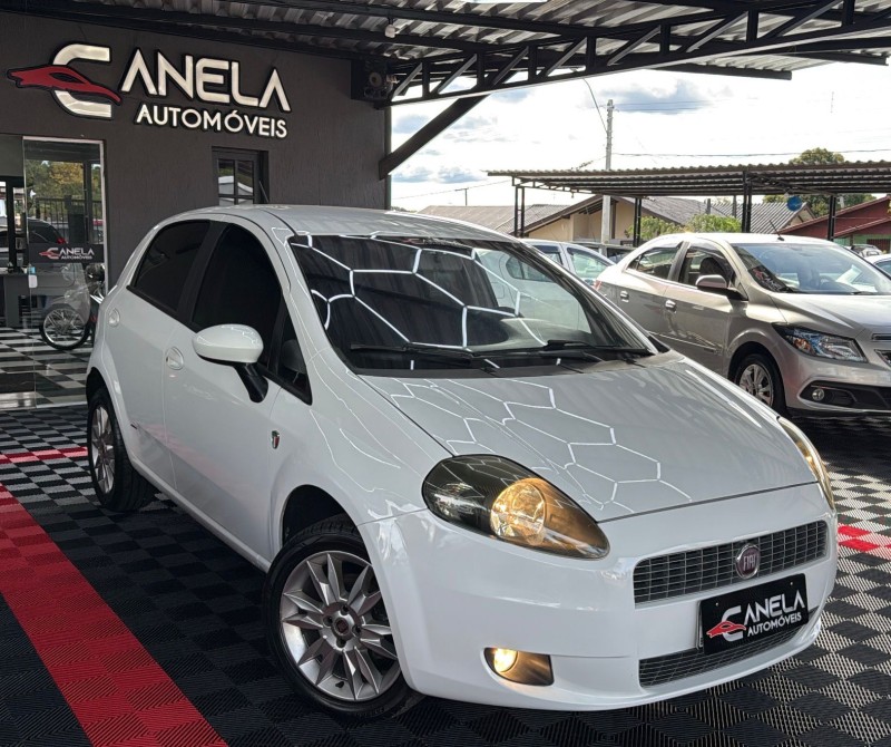 PUNTO 1.4 ATTRACTIVE 8V FLEX 4P MANUAL - 2012 - CANELA