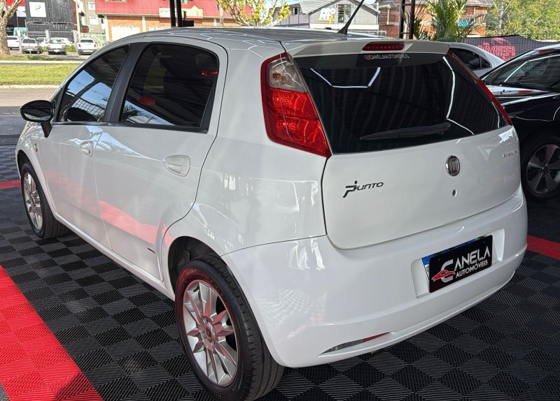 PUNTO 1.4 ATTRACTIVE 8V FLEX 4P MANUAL - 2012 - CANELA
