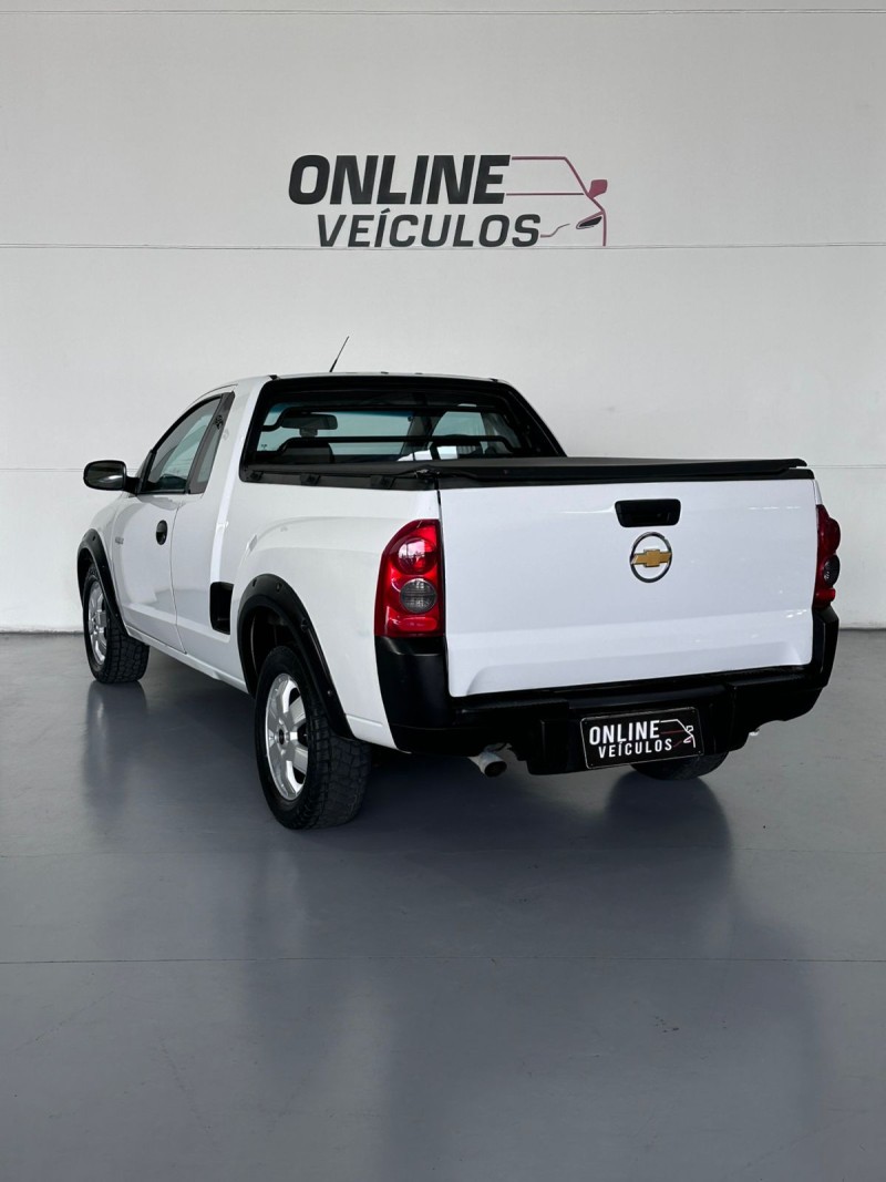 MONTANA 1.8 MPFI CONQUEST CS 8V FLEX 2P MANUAL - 2005 - FARROUPILHA