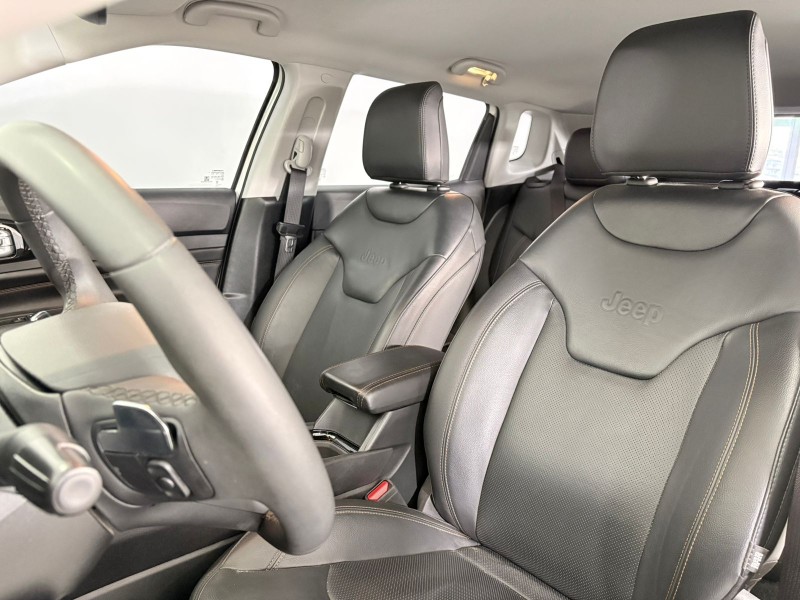 COMPASS 1.3 LIMITED T270 16V TURBO FLEX 4P AUTOMÁTICO - 2023 - FARROUPILHA