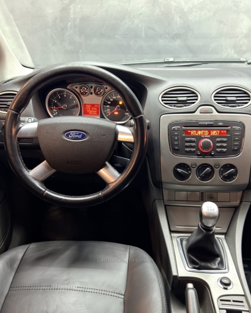 FOCUS 1.6 GLX 8V FLEX 4P MANUAL - 2011 - CAXIAS DO SUL