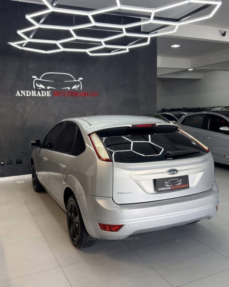 FOCUS 1.6 GLX 8V FLEX 4P MANUAL - 2011 - CAXIAS DO SUL