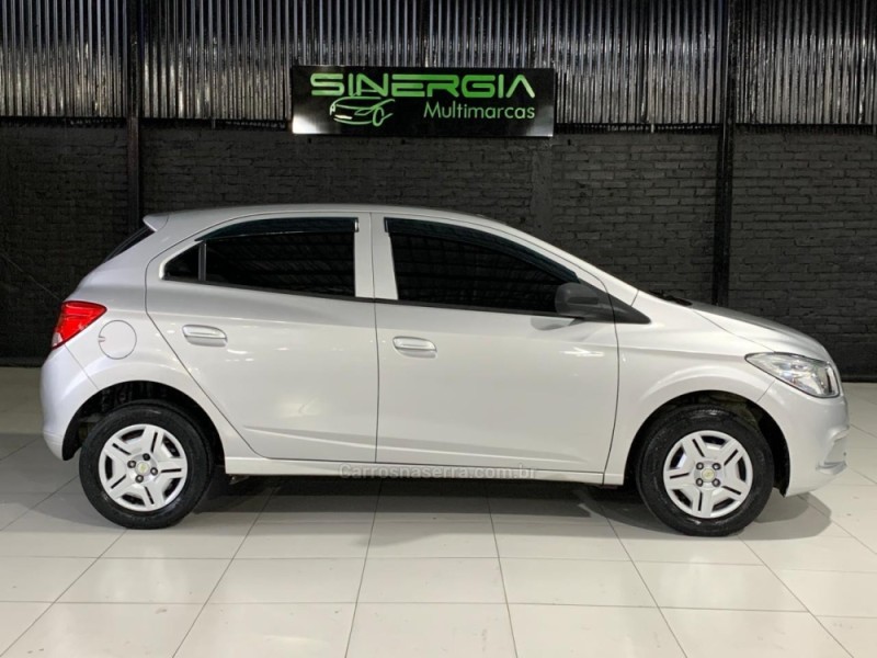 ONIX 1.0 MPFI LT 8V FLEX 4P MANUAL - 2016 - CAXIAS DO SUL