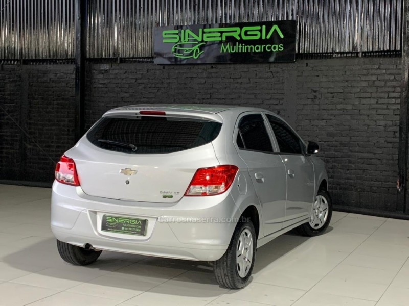 ONIX 1.0 MPFI LT 8V FLEX 4P MANUAL - 2016 - CAXIAS DO SUL