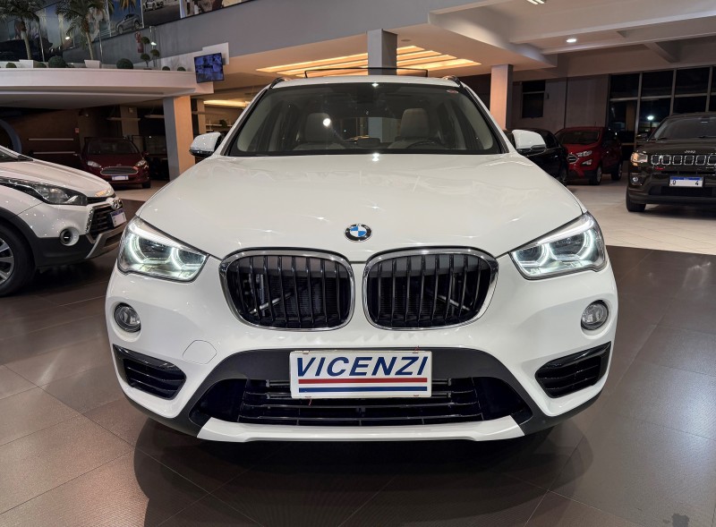 X1 2.0 16V TURBO ACTIVEFLEX XDRIVE25I SPORT 4P AUTOMÁTICO - 2017 - FARROUPILHA