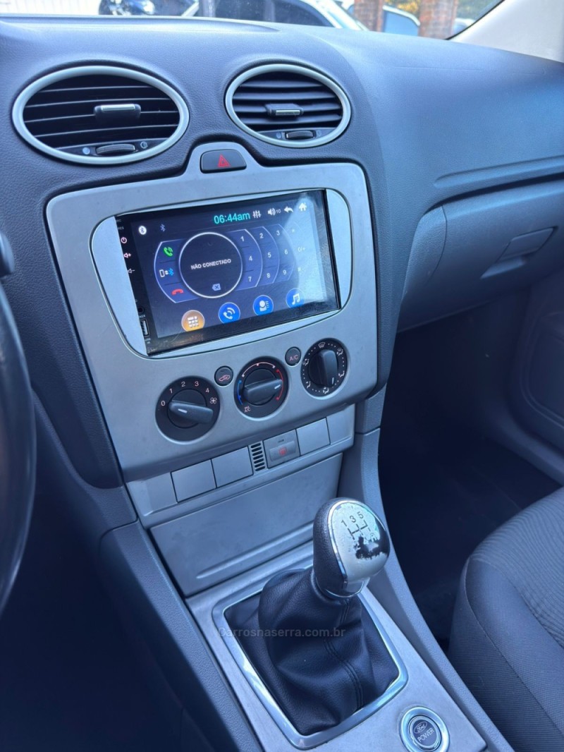 FOCUS 2.0 HC 16V FLEX 4P MANUAL - 2012 - CANELA