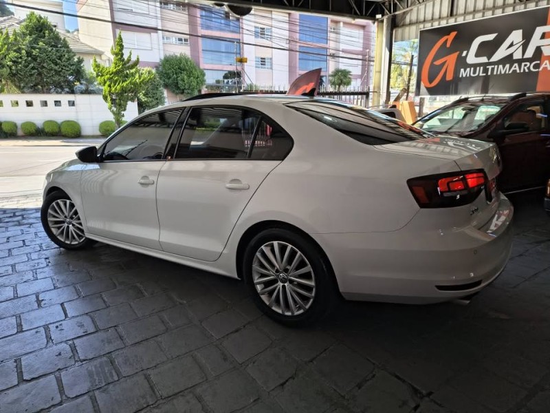 JETTA 1.4 16V TSI COMFORTLINE GASOLINA 4P TIPTRONIC - 2017 - CAXIAS DO SUL