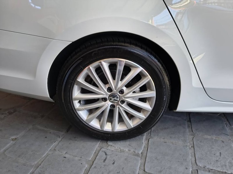 JETTA 1.4 16V TSI COMFORTLINE GASOLINA 4P TIPTRONIC - 2017 - CAXIAS DO SUL