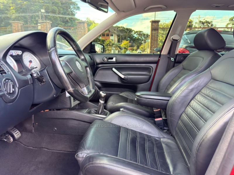 GOLF 1.6 MI SPORTLINE 8V FLEX 4P MANUAL - 2014 - CANELA