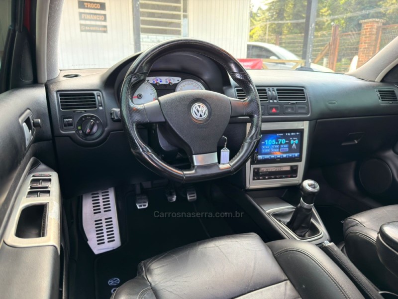 GOLF 1.6 MI SPORTLINE 8V FLEX 4P MANUAL - 2014 - CANELA