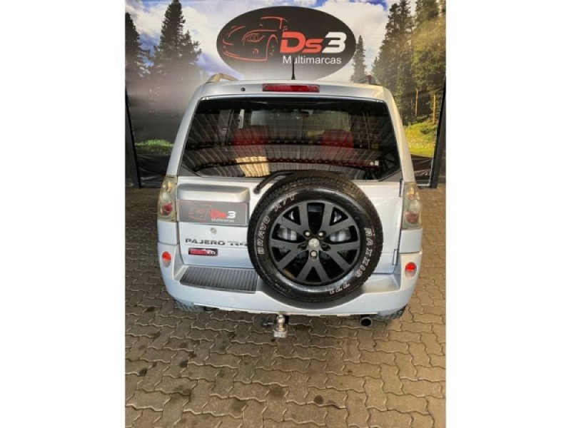PAJERO TR4 2.0 4X4 16V 140CV FLEX 4P AUTOMÁTICO - 2010 - CAXIAS DO SUL