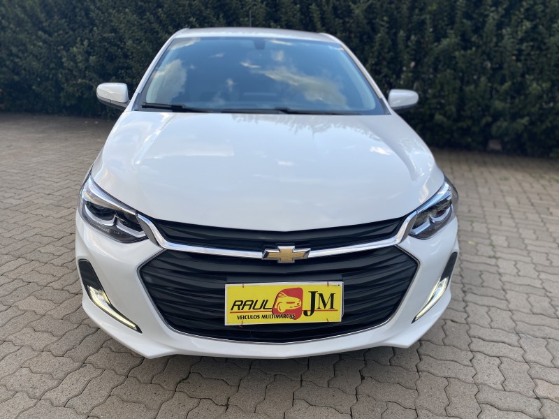 ONIX 1.0	PREMIER PLUS 8V TURBO FLEX 4P AUTOMÁTICO - 2021 - CAXIAS DO SUL