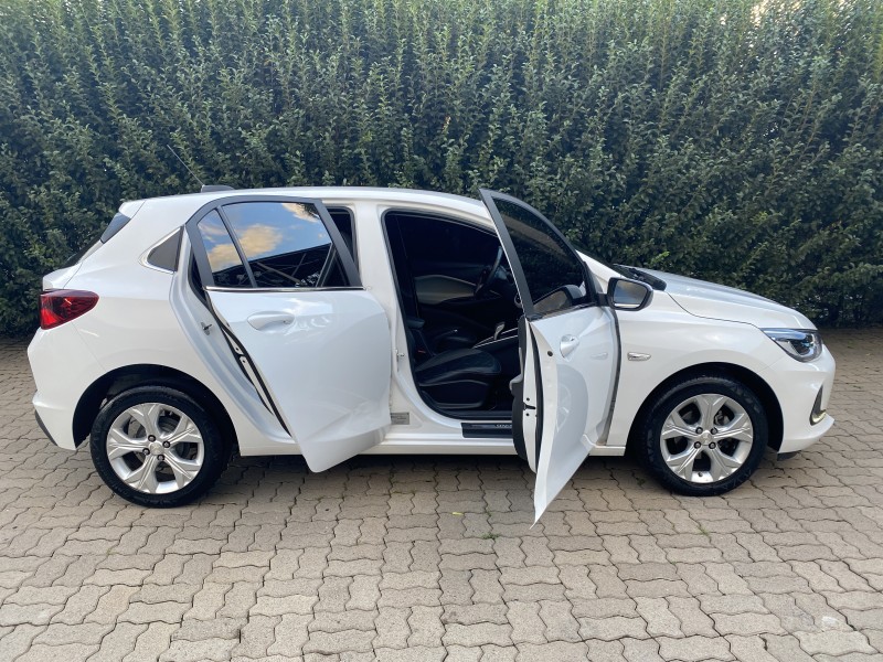 ONIX 1.0	PREMIER PLUS 8V TURBO FLEX 4P AUTOMÁTICO - 2021 - CAXIAS DO SUL