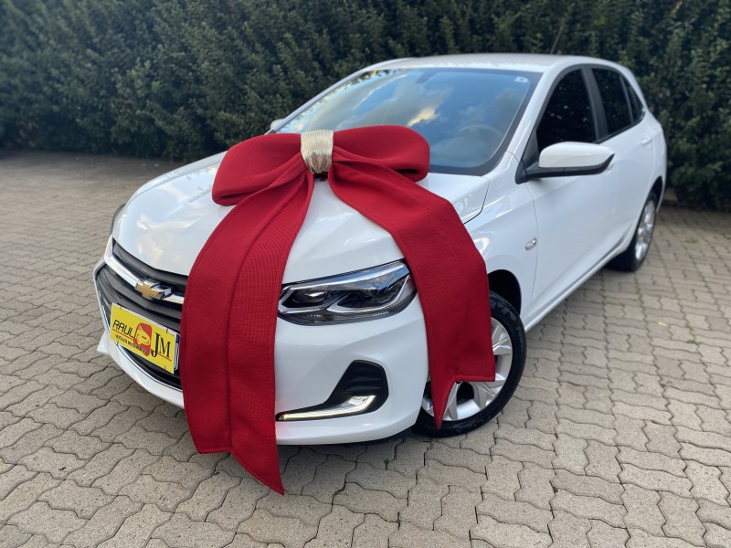 onix 1.0	premier plus 8v turbo flex 4p automatico 2021 caxias do sul