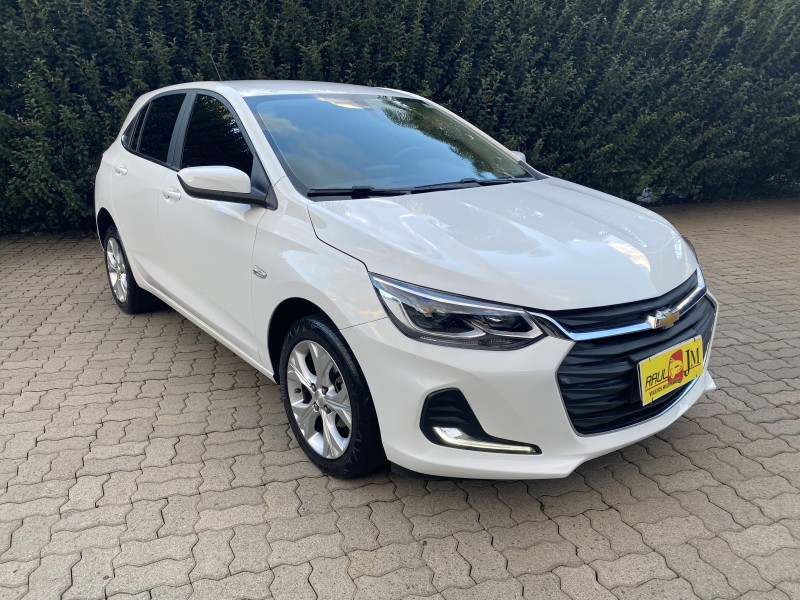 ONIX 1.0	PREMIER PLUS 8V TURBO FLEX 4P AUTOMÁTICO - 2021 - CAXIAS DO SUL