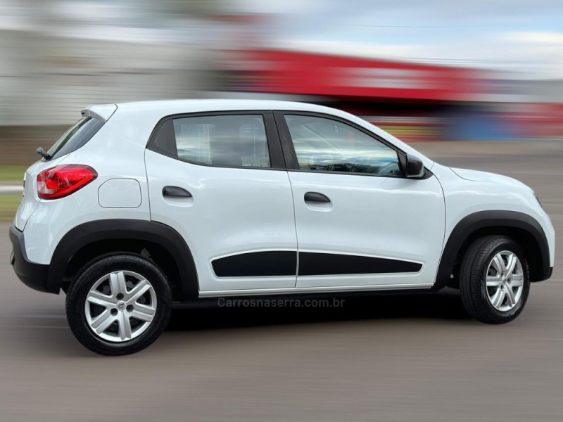 KWID 1.0 12V SCE FLEX ZEN MANUAL - 2022 - NOVO HAMBURGO
