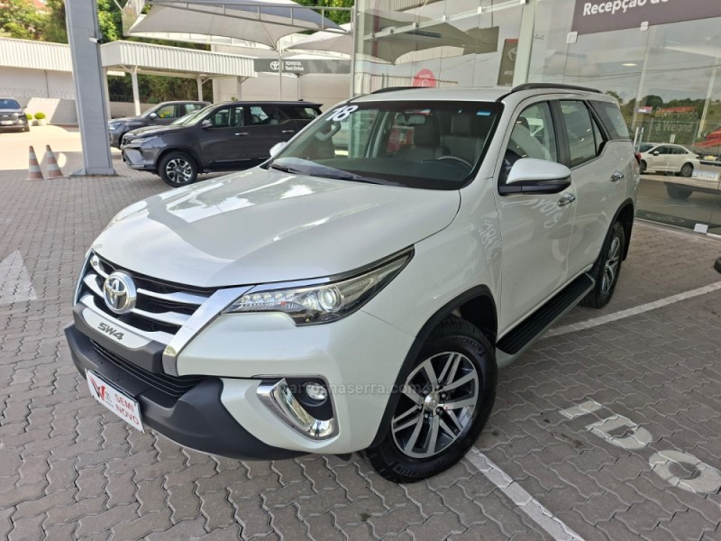 hilux sw4 2.8 srx 4x4 7 lugares 16v turbo intercooler diesel 4p automatico 2019 caxias do sul