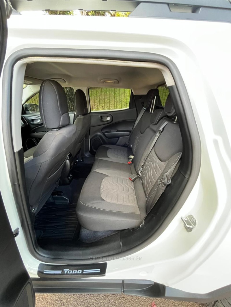 TORO 2.0 16V TURBO DIESEL FREEDOM 4WD AT9 AUTOMÁTICO - 2022 - ERECHIM