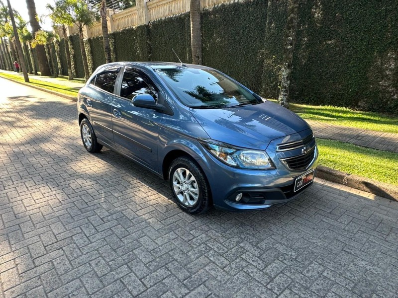 ONIX 1.4 MPFI LT 8V FLEX 4P MANUAL - 2015 - CAXIAS DO SUL