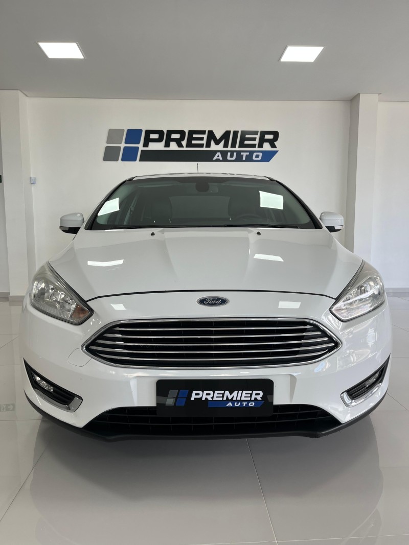 FOCUS 2.0 TITANIUM FASTBACK 16V FLEX 4P AUTOMÁTICO - 2016 - CAXIAS DO SUL