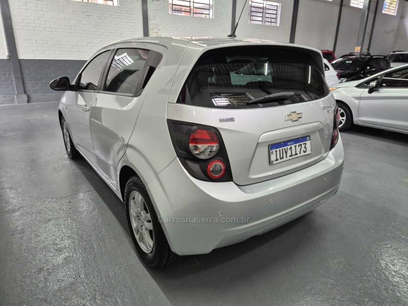 SONIC 1.6 LT 16V FLEX 4P MANUAL - 2014 - GARIBALDI