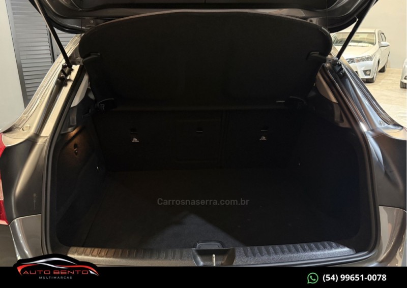 GLA 200 1.6 CGI STYLE 16V TURBO GASOLINA 4P AUTOMÁTICO - 2018 - BENTO GONçALVES