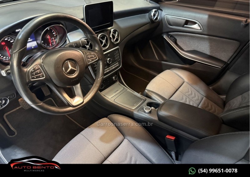 GLA 200 1.6 CGI STYLE 16V TURBO GASOLINA 4P AUTOMÁTICO - 2018 - BENTO GONçALVES