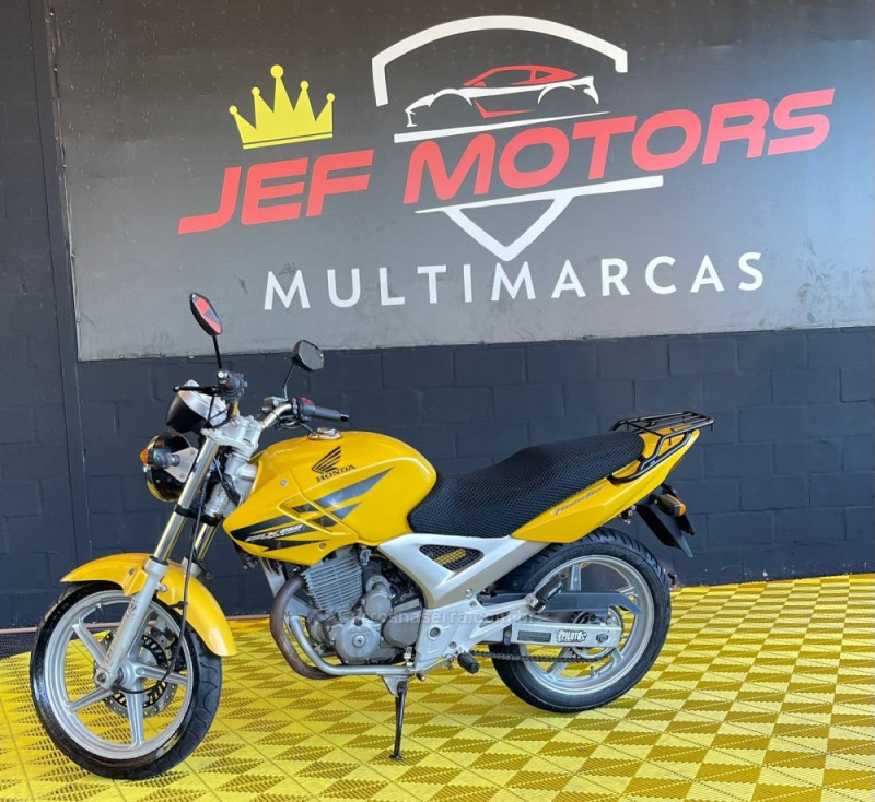 cb 250f twister  2006 caxias do sul