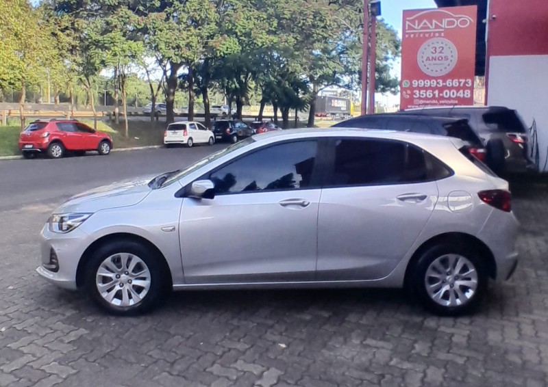 ONIX 1.0 LT 12V FLEX 4P MANUAL - 2020 - ESTâNCIA VELHA