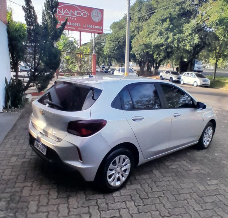 ONIX 1.0 LT 12V FLEX 4P MANUAL - 2020 - ESTâNCIA VELHA
