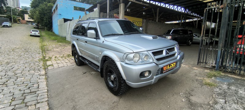pajero sport 2.8 hpe 4x4 8v turbo intercooler diesel 4p automatico 2005 caxias do sul