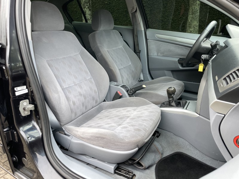 VECTRA 2.0 MPFI ELEGANCE 8V FLEX 4P MANUAL - 2009 - CAXIAS DO SUL