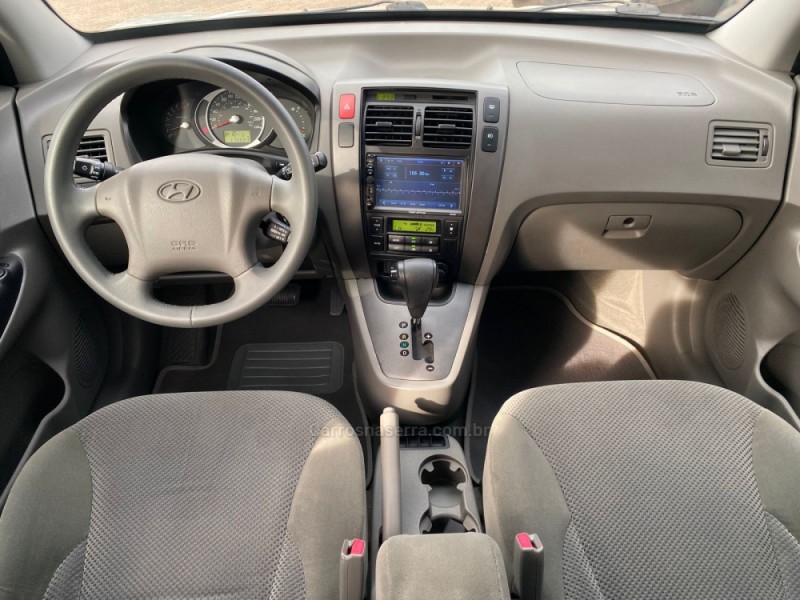 TUCSON 2.0 MPFI GLS 16V 143CV 2WD FLEX 4P AUTOMÁTICO - 2013 - ESTâNCIA VELHA