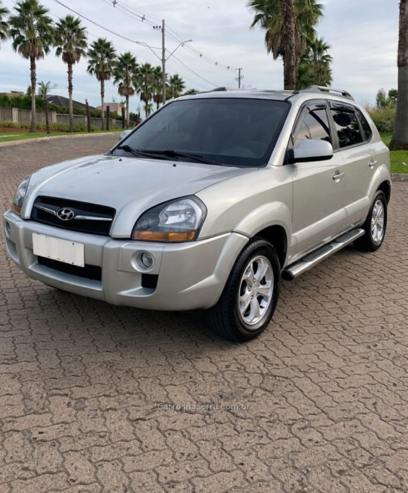 tucson 2.0 mpfi gls 16v 143cv 2wd flex 4p automatico 2013 estancia velha