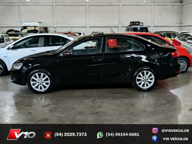 JETTA 2.0 COMFORTLINE FLEX 4P TIPTRONIC - 2012 - CAXIAS DO SUL