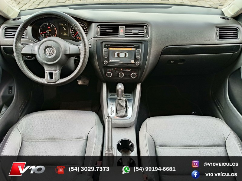 JETTA 2.0 COMFORTLINE FLEX 4P TIPTRONIC - 2012 - CAXIAS DO SUL