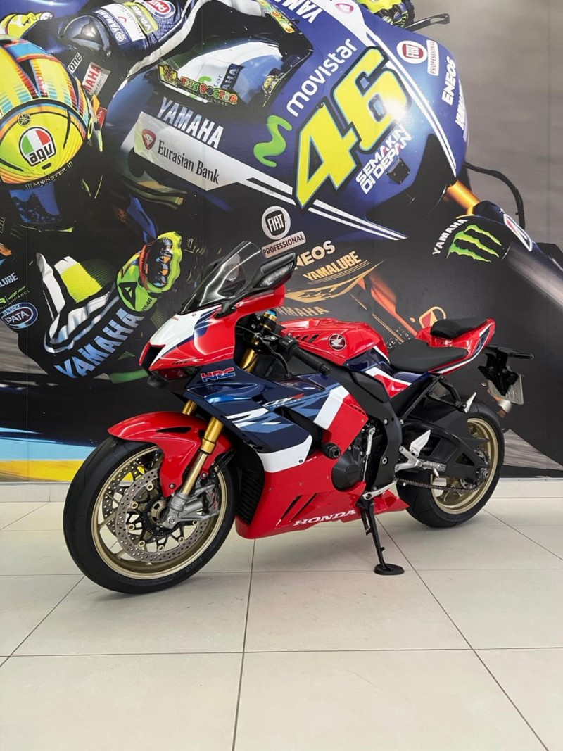 CBR 1000RR-R  - 2022 - PASSO FUNDO